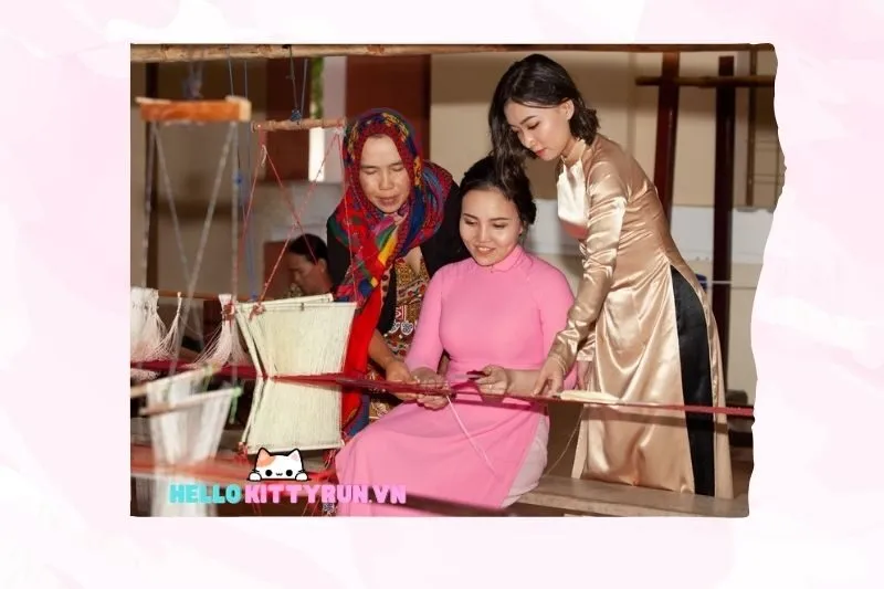 Làng Dệt Mỹ Nghiệp Và Những Nỗ Lực Bảo Tồn Di Sản Văn Hóa