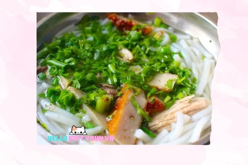 Tại sao nên thử bánh canh chả cá khi đến Ninh Thuận?